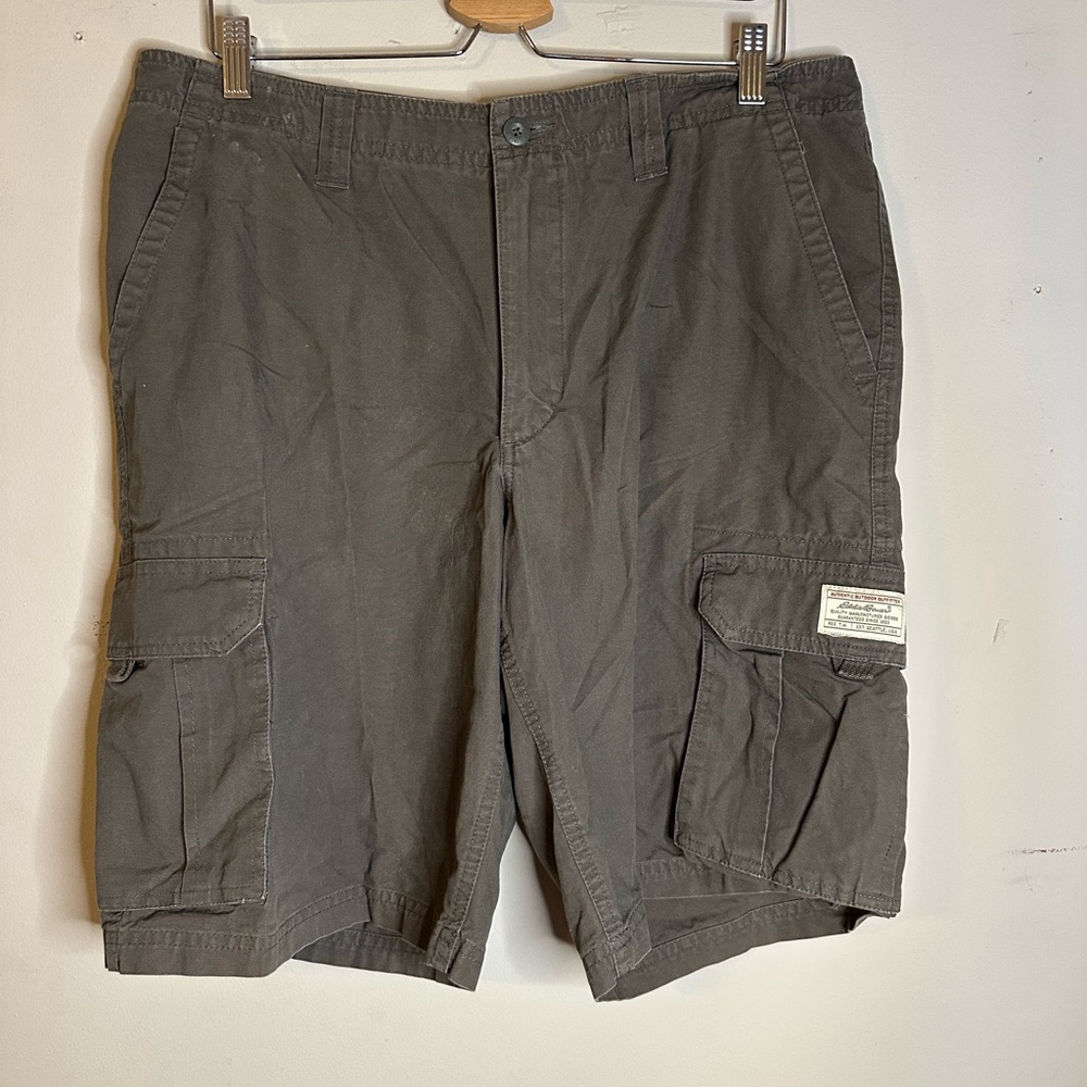 Eddie Bauer Men's Brown Cargo Shorts, Size 35